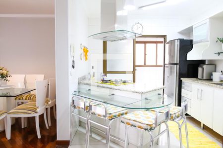 Apartamento à venda com 120m², 3 quartos e 3 vagasCozinha