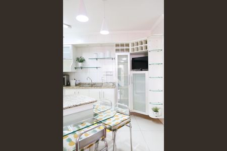 Apartamento à venda com 120m², 3 quartos e 3 vagasCozinha