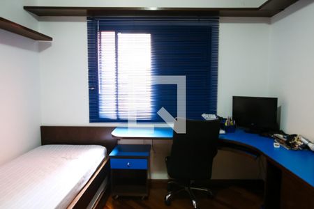 Apartamento à venda com 120m², 3 quartos e 3 vagasQuarto 2