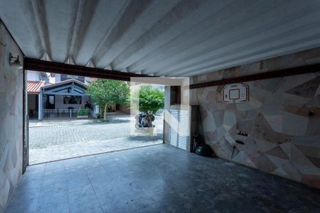 Casa para alugar com 180m², 4 quartos e 2 vagas Casa para alugar com 180m², 4 quartos e 2 vagasGaragem