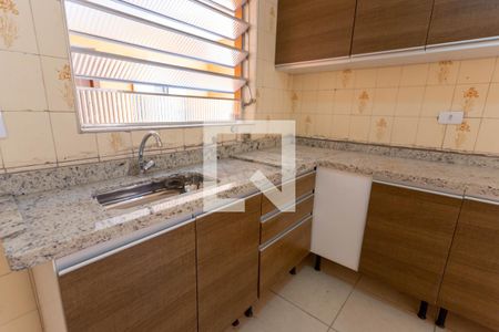Casa para alugar com 180m², 4 quartos e 2 vagas Casa para alugar com 180m², 4 quartos e 2 vagasCozinha