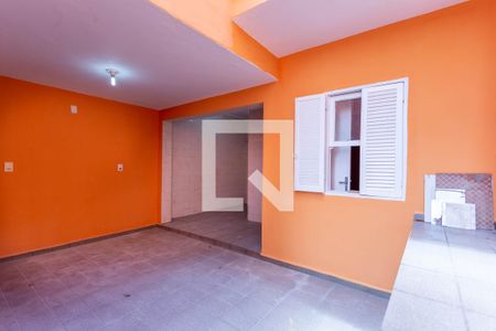Casa para alugar com 180m², 4 quartos e 2 vagas Casa para alugar com 180m², 4 quartos e 2 vagasQuintal/Lavanderia