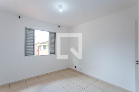 Casa para alugar com 180m², 4 quartos e 2 vagas Casa para alugar com 180m², 4 quartos e 2 vagasQuarto 1