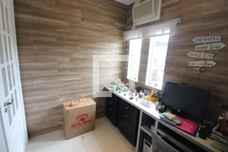 Apartamento à venda com 307m², 4 quartos e 3 vagasEscritório 2