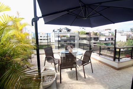 Apartamento à venda com 307m², 4 quartos e 3 vagasVaranda da Sala