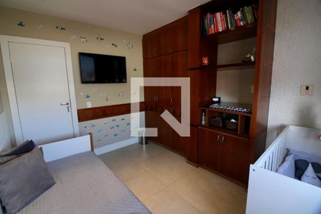 Apartamento à venda com 307m², 4 quartos e 3 vagasQuarto 1