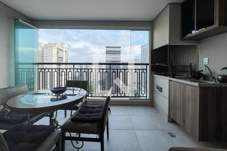 Apartamento à venda com 108m², 3 quartos e 2 vagasVaranda