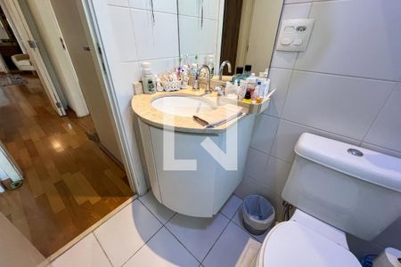 Apartamento à venda com 108m², 3 quartos e 2 vagasBanheiro do Quarto 1