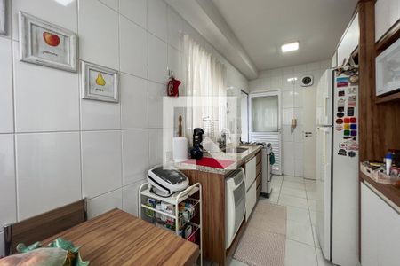 Apartamento à venda com 108m², 3 quartos e 2 vagasCozinha