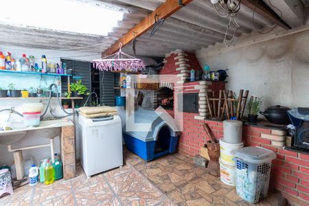 Casa à venda com 401m², 2 quartos e 2 vagasLavanderia