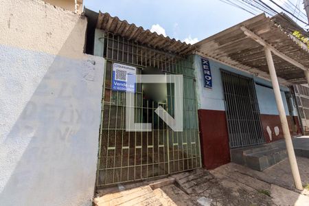 Casa à venda com 401m², 2 quartos e 2 vagasFachada