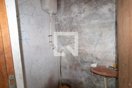 Casa à venda com 401m², 2 quartos e 2 vagasLavabo