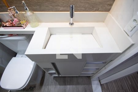 Apartamento à venda com 83m², 2 quartos e 3 vagas Apartamento à venda com 83m², 2 quartos e 3 vagasBanheiro da Suíte 1