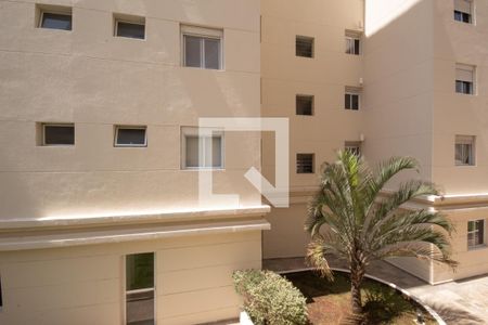 Apartamento à venda com 83m², 2 quartos e 3 vagas Apartamento à venda com 83m², 2 quartos e 3 vagasVista da Suíte 2