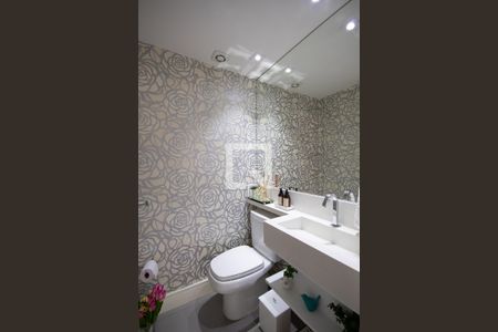 Apartamento à venda com 83m², 2 quartos e 3 vagas Apartamento à venda com 83m², 2 quartos e 3 vagasLavabo