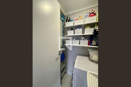 Apartamento à venda com 60m², 3 quartos e 1 vagaÁrea de Serviço