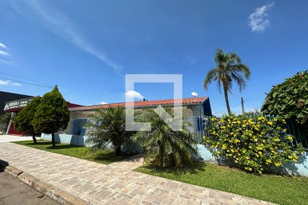 Casa à venda com 160m², 3 quartos e 2 vagasFachada