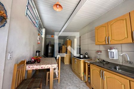 Casa à venda com 160m², 3 quartos e 2 vagasCozinha