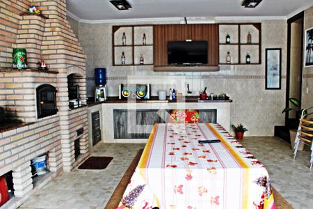 Casa à venda com 320m², 4 quartos e 4 vagasÁrea gourmet