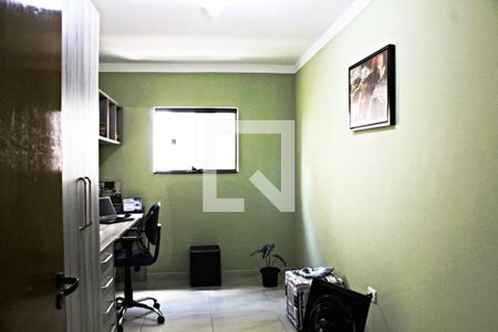 Casa à venda com 320m², 4 quartos e 4 vagasEscritório 2