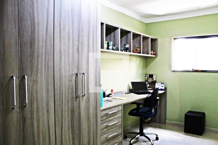 Casa à venda com 320m², 4 quartos e 4 vagasEscritório 2