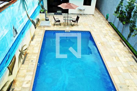 Casa à venda com 320m², 4 quartos e 4 vagasPiscina