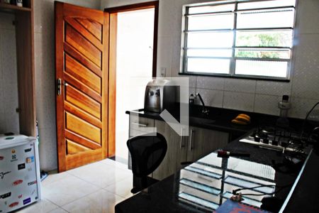 Casa à venda com 320m², 4 quartos e 4 vagasEdicula