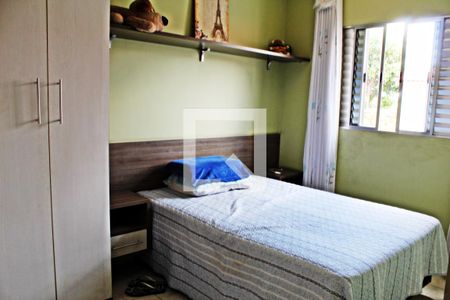 Casa à venda com 320m², 4 quartos e 4 vagasEdicula