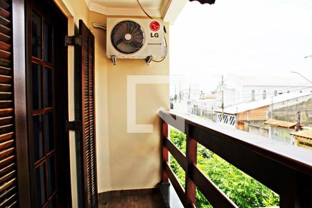 Casa à venda com 320m², 4 quartos e 4 vagasVista da Varanda