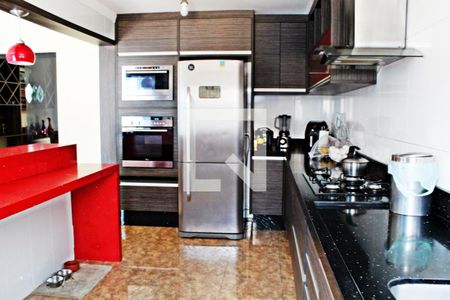 Casa à venda com 320m², 4 quartos e 4 vagasCozinha