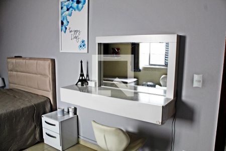 Casa à venda com 320m², 4 quartos e 4 vagasquarto 2