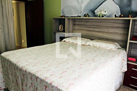 Casa à venda com 320m², 4 quartos e 4 vagasQuarto 3 - Suíte