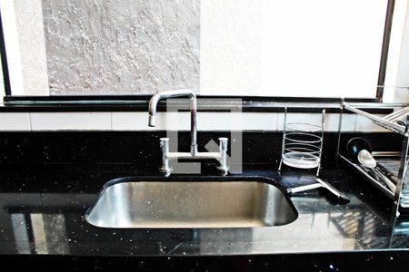 Casa à venda com 320m², 4 quartos e 4 vagasCozinha