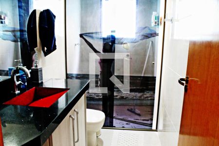 Casa à venda com 320m², 4 quartos e 4 vagasBanheiro