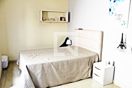 Casa à venda com 320m², 4 quartos e 4 vagasQuarto 2