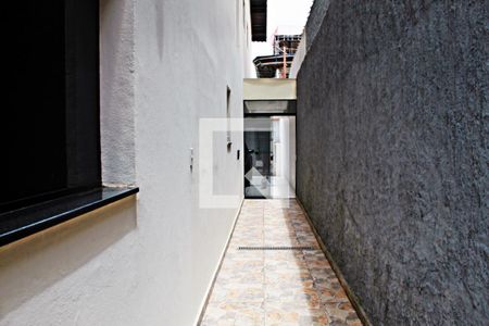 Casa à venda com 320m², 4 quartos e 4 vagasCorredor
