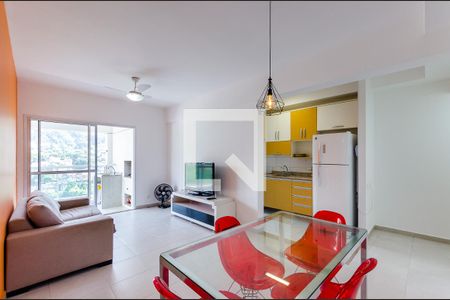 Sala de apartamento para alugar com 2 quartos, 77m² em José Menino, Santos