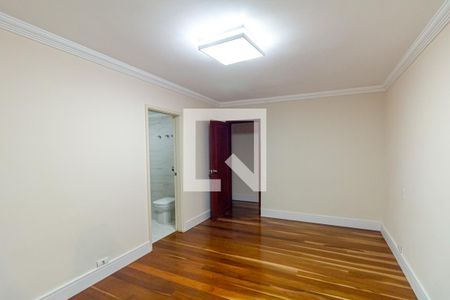 Apartamento para alugar com 240m², 3 quartos e 1 vagaQuarto 2 - Suíte