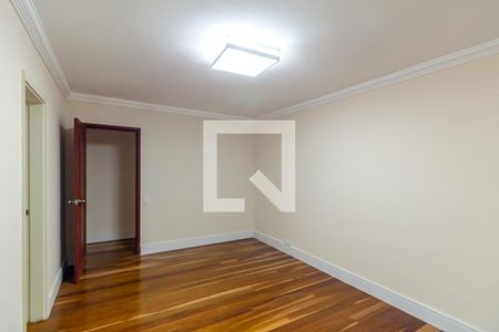 Apartamento para alugar com 240m², 3 quartos e 1 vagaQuarto 2 - Suíte