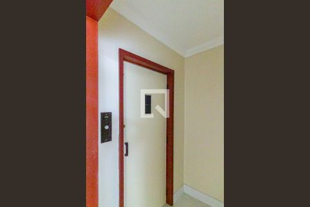 Apartamento para alugar com 240m², 3 quartos e 1 vagaHall de Elevador Privativo