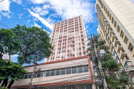 Apartamento para alugar com 40m², 1 quarto e 1 vaga Apartamento para alugar com 40m², 1 quarto e 1 vagaFachada