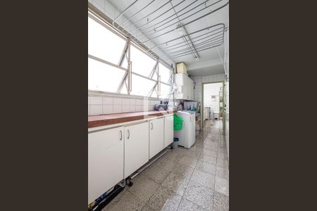 Apartamento à venda com 200m², 3 quartos e 1 vagaÁrea de Serviço