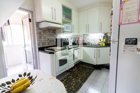 Apartamento à venda com 96m², 3 quartos e 2 vagasCozinha 