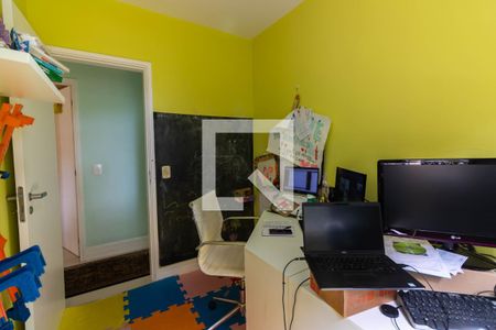 Apartamento à venda com 96m², 3 quartos e 2 vagasQuarto 