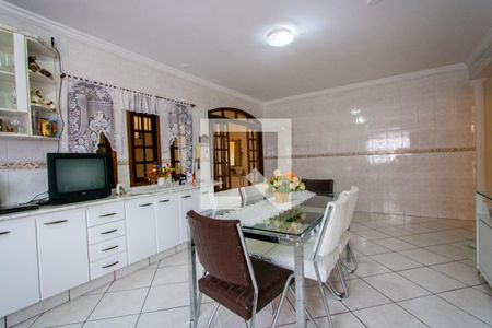 Casa à venda com 406m², 3 quartos e 1 vaga Casa à venda com 406m², 3 quartos e 1 vagaCozinha