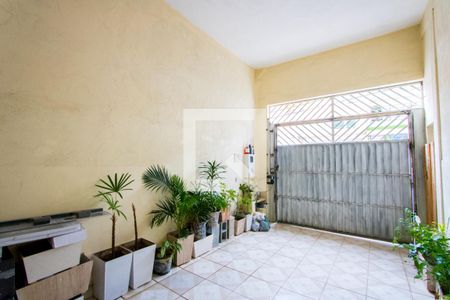 Casa à venda com 406m², 3 quartos e 1 vaga Casa à venda com 406m², 3 quartos e 1 vagaGaragem