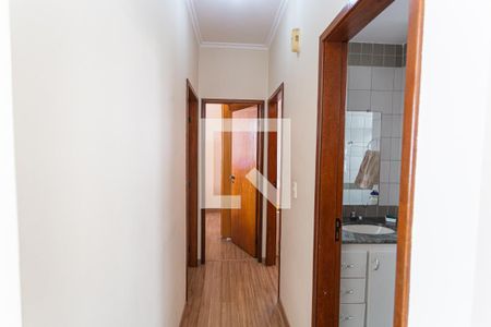 Corredor de apartamento à venda com 3 quartos, 83m² em Palmares, Belo Horizonte