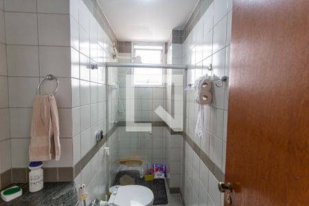 Apartamento à venda com 83m², 3 quartos e 1 vaga Apartamento à venda com 83m², 3 quartos e 1 vagaBanheiro Social