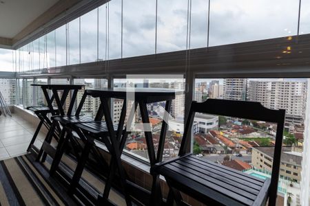 Apartamento para alugar com 110m², 3 quartos e 2 vagas Apartamento para alugar com 110m², 3 quartos e 2 vagasDetalhe da varanda