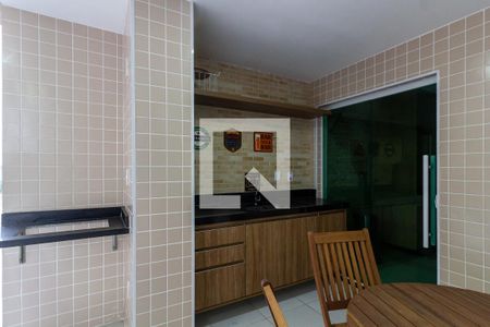 Apartamento para alugar com 110m², 3 quartos e 2 vagas Apartamento para alugar com 110m², 3 quartos e 2 vagasÁrea comum - churrasqueira